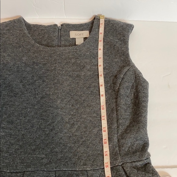 Loft Outlet Gray Sleeveless Fit & Flare Dress - Picture 7 of 9